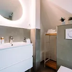 Flat 2.0 * 뒤셀도르프