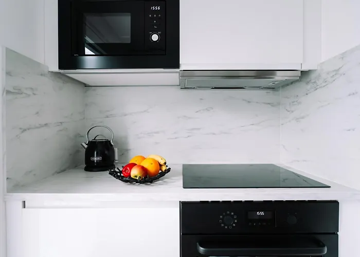 Flat 2.0 * Ντίσελντορφ